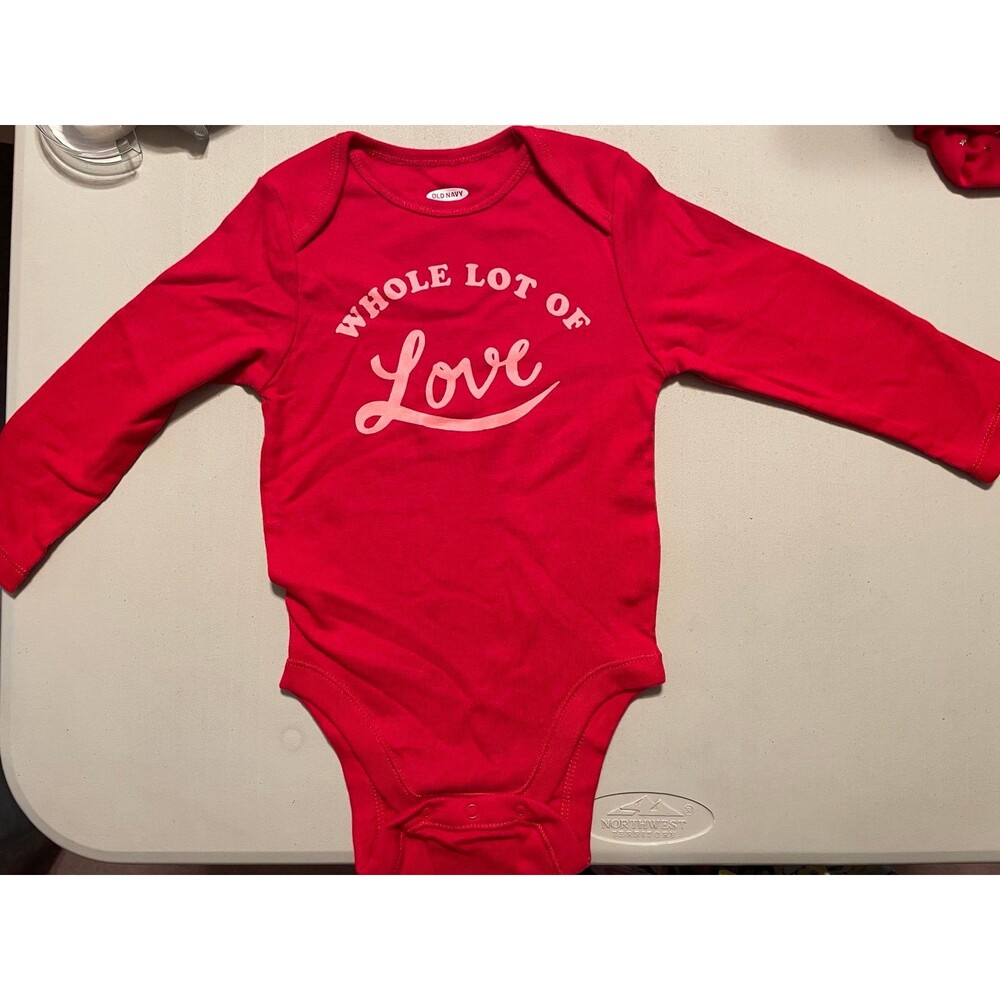 Old Navy Baby Girls "Whole Lot of Love" Long Sleeve Onesie 12/18mon NWT